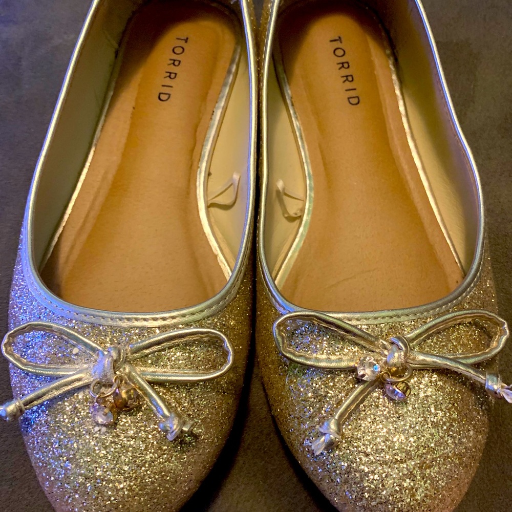 BAD NEWS! These were damaged! Torrid size 9W....